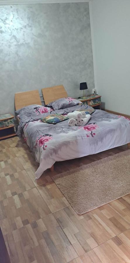 Casa De Vacanta Emd Ieşelniţa Exteriör bild